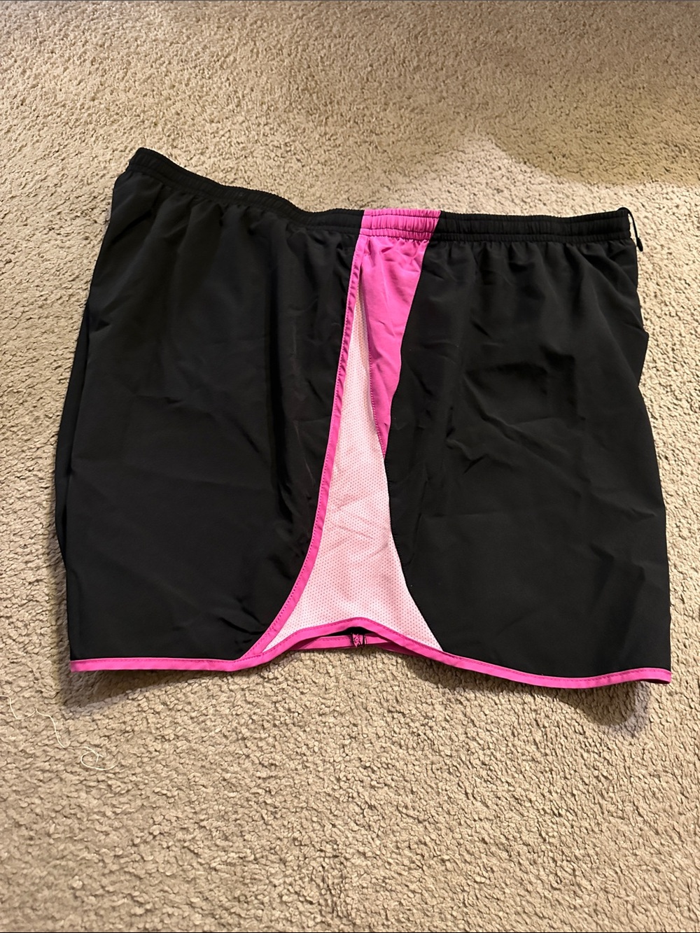 Nike Women’s Black Running Shorts with Pink Trim - Picture 2 of 6